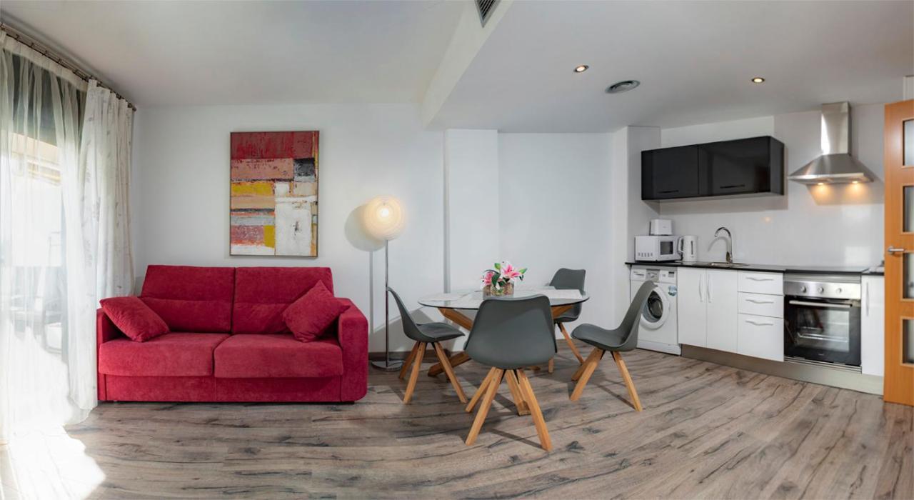 Parrot's House Fenals Appartement